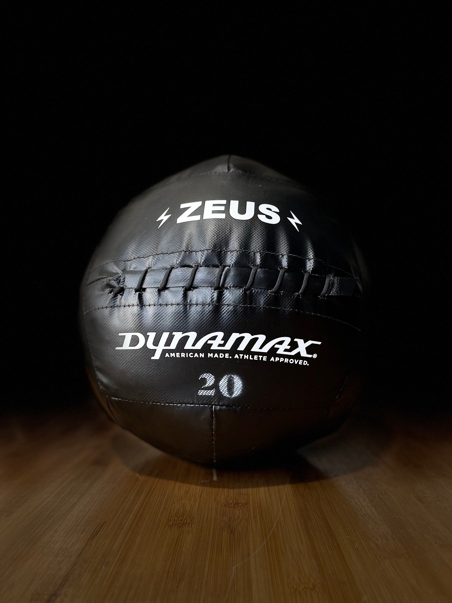 Zeus x Dynamax Medicine Ball