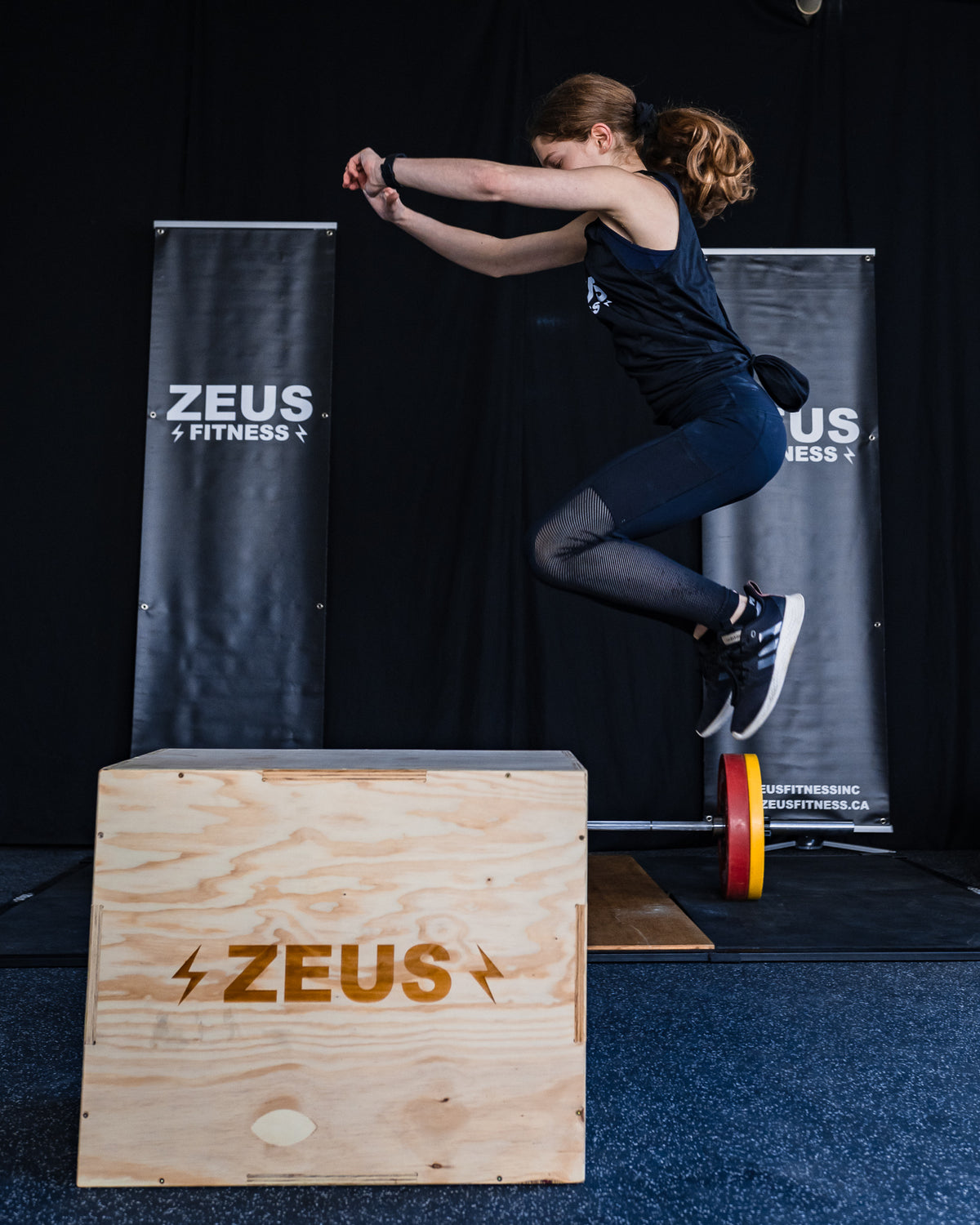 Zeus Lightning 3-in-1 Wooden Plyo Box - 30/24/20" — view 2 of 4