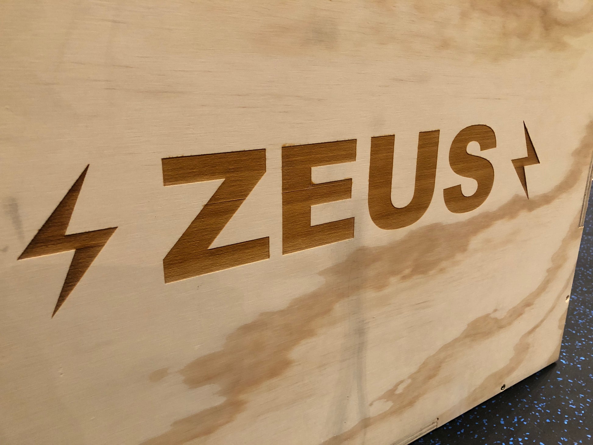 Zeus Lightning 3-in-1 Wooden Plyo Box - 30/24/20" — view 4 of 4
