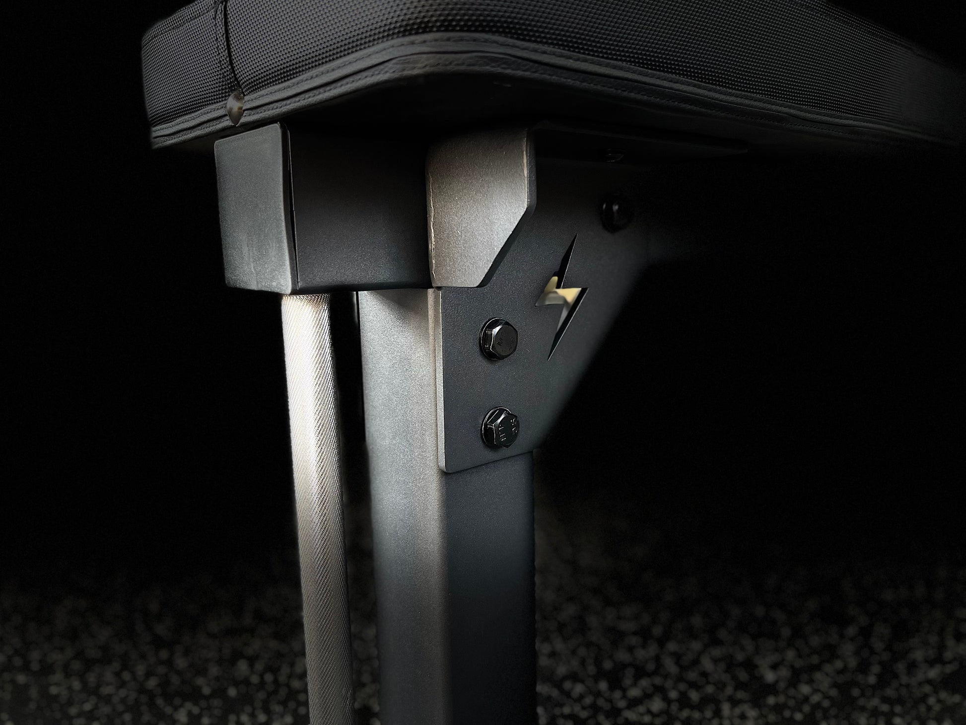 Zeus Lightning XT Flat Bench — view 5 of 10