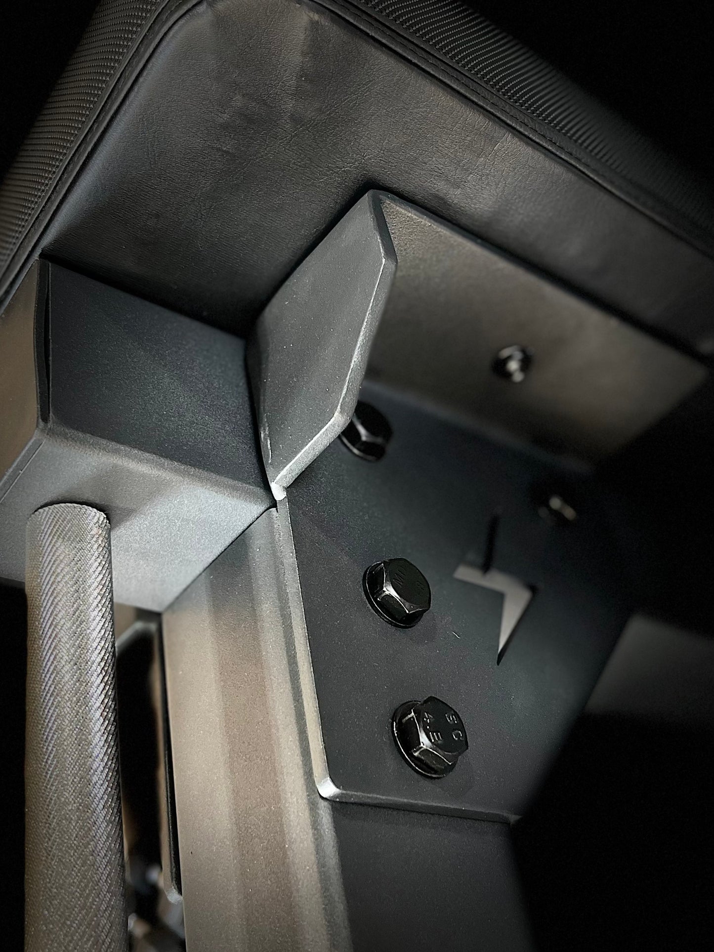 Zeus Lightning XT Flat Bench — view 8 of 10