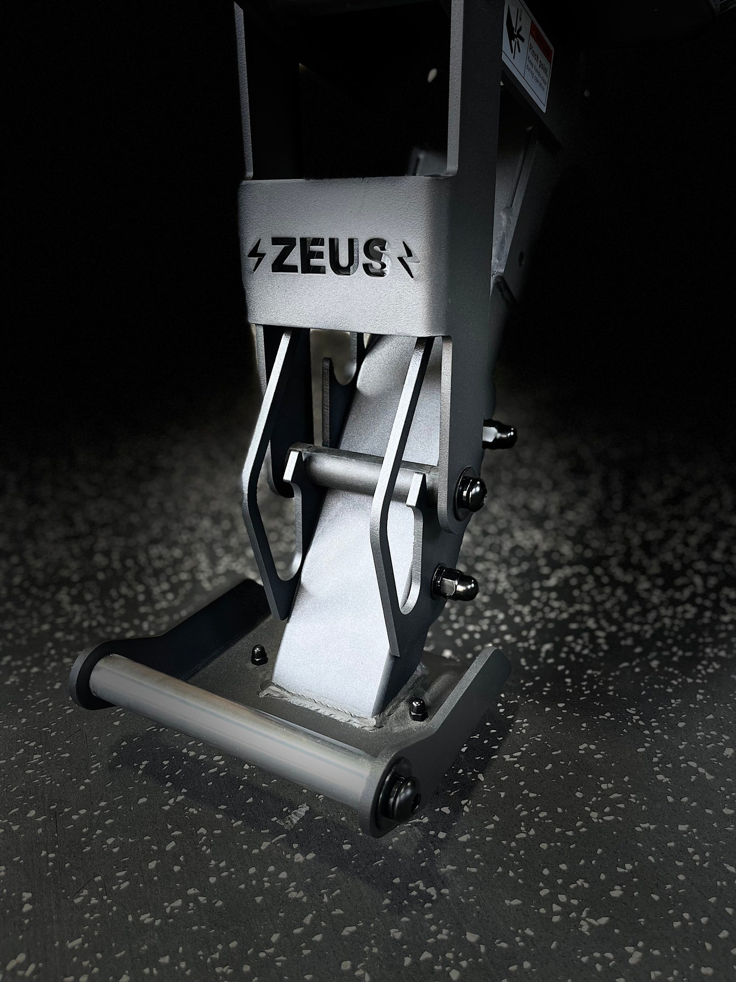 Zeus Lightning Adjustable Bench